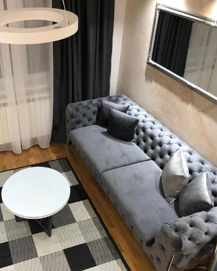 Lux Apartman 33 Kragujevac Extérieur photo